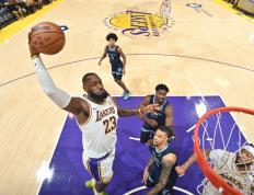 世俱杯时间-火箭爆冷湖人，莫兰特惊艳世界