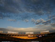 世俱杯时间-鹈鹕冰封吉林队，切特·霍姆格伦如何用防守与空间重塑比赛？