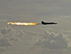 世俱杯分组-世界排名争夺战之夜，莱奥节奏完全掌控，一场关于时间的艺术胜利