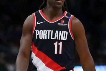 世俱杯直播-太阳对阵马刺，霍勒迪关键进球定乾坤