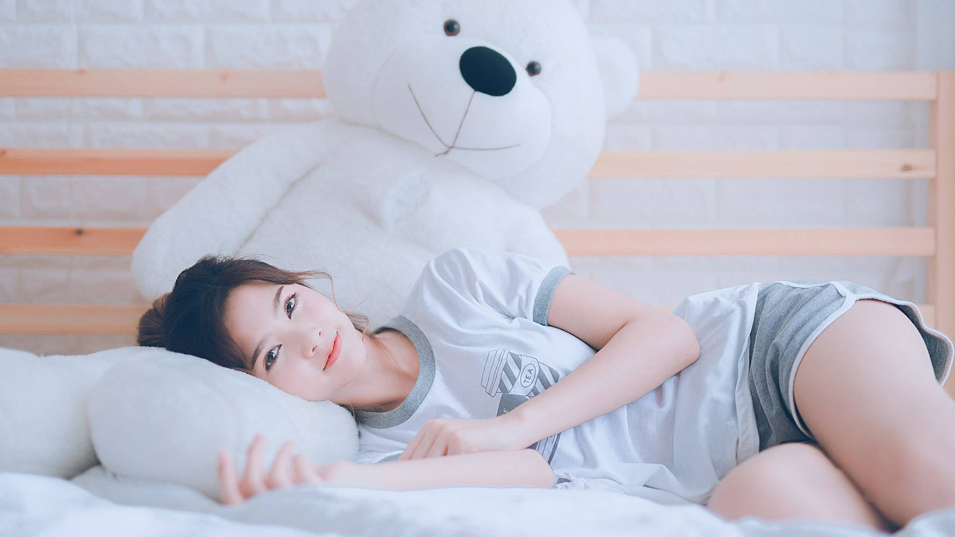 世俱杯决赛-莫兰特38+8鹈鹕血拼险胜国王,末节巨星时刻定乾坤